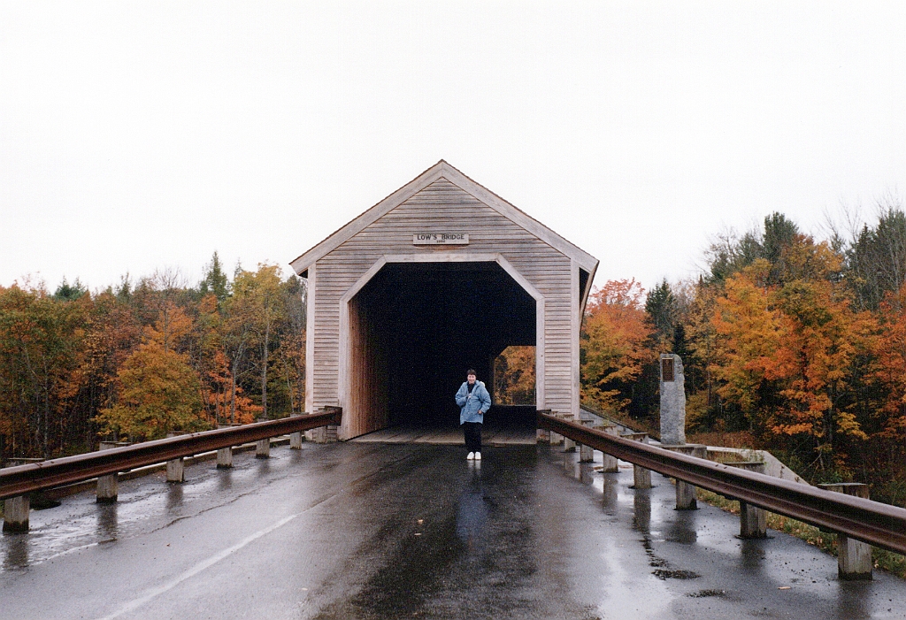 1998 - Canada 46 (Pont couvert - New Brunswick ou Maine, USA).jpg
